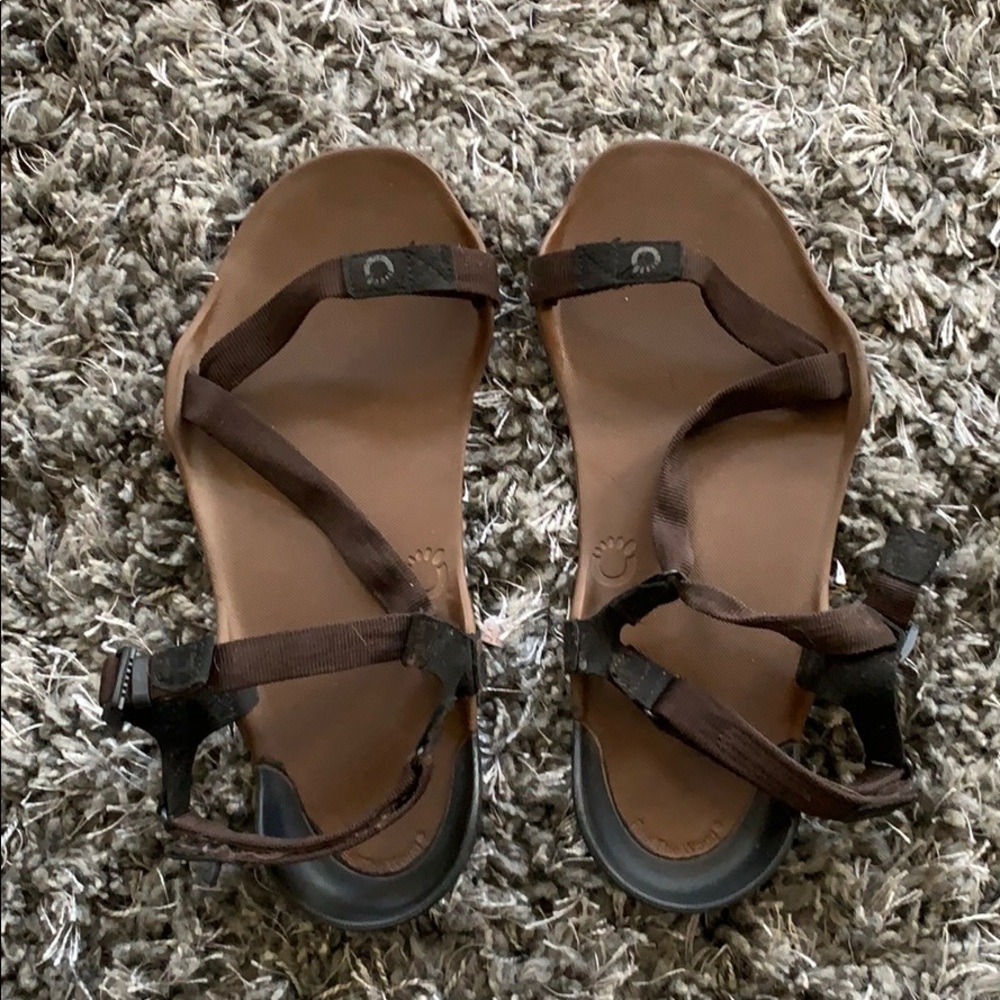 Xero sandals size W9 color brown.